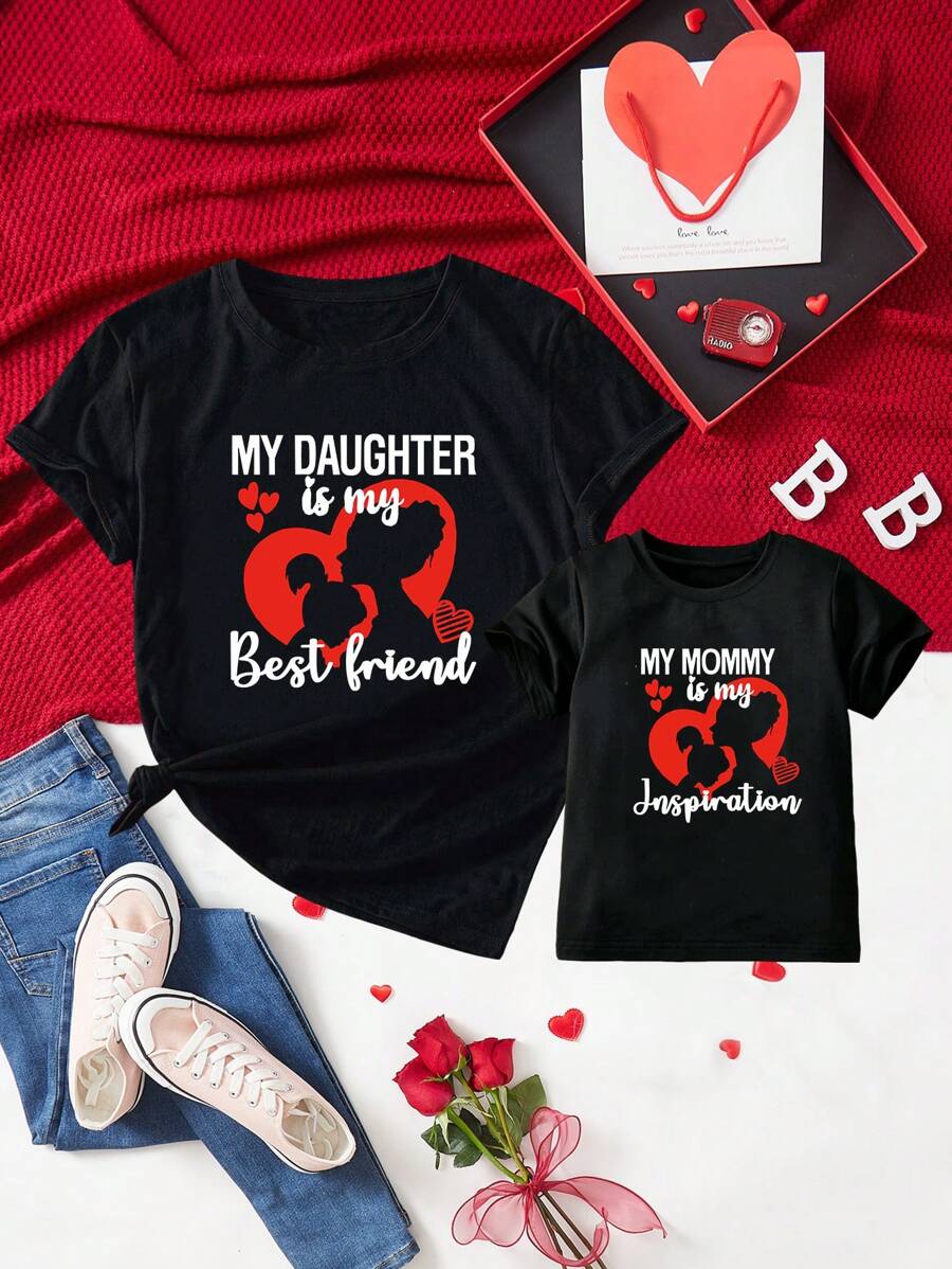 SHEIN 年輕女孩紅色街頭休閒短袖t卹,大心形口號印花 - 黑色 - 查看 1