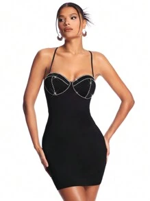 SHEIN BAE 純黑色無袖迷你舞會禮服,帶有鑽石鍊和蕾絲飾邊,蝴蝶和露背設計,非常適合音樂節、夜總會和約會之夜