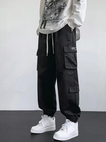 Men's Slogan Graphic Flap Pocket Side Drawstring Waist Cargo Pants, Autumn - Black - View 1