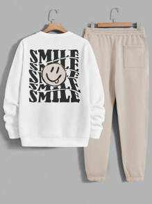 Manfinity RebelGame 男士字母及臉部印花連帽衛衣與長褲套裝 - 杏色 - 查看 1