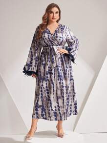 Modelyn Plus Size Tie Dye Furry Cuffs Flared Sleeves Belted Dress - Navy Blue - View 3