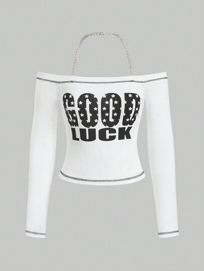 Camiseta Con Hombros Descubiertos Y Cuello Halter Con Decoración De Cadena Metálica Y Estampado De Letras Con Detalle De Costura