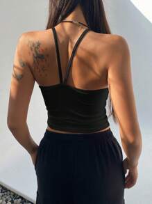 Dazy Star Top corto de color liso con cuello halter, top halter para salir - Negro - Ver 2