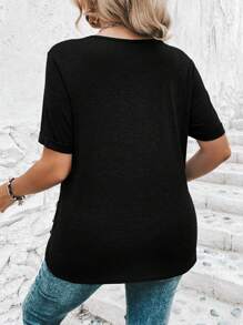 SHEIN Clasi Plus Size Solid Color Button Detail Curved Hem T-Shirt - Black - View 2