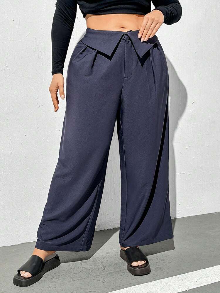 Plus Size Solid Color Flapped Waist Pants