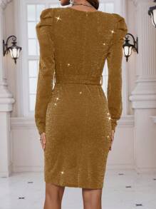 SHEIN Clasi 女士束腰金屬紗裹身連衣裙,帶mutton袖 - 黃色 - 查看 2