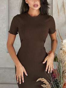 女士圆领短袖紧身连衣裙