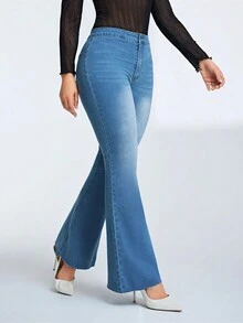 SHEIN Privé 女式修身喇叭牛仔褲 - 中等水洗藍 - 查看 2