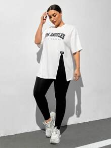 SHEIN Essnce 大碼女士休閒寬鬆運動套裝，包括圖案T卹和緊身褲，適用於春夏 - 黑與白 - 查看 1