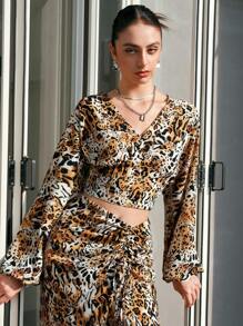 Chiquease 女士v領燈籠袖上衣劈裙豹紋套裝 - 彩色 - 查看 3