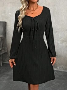 SHEIN LUNE 綁前燈籠袖連衣裙 - 黑色 - 查看 4