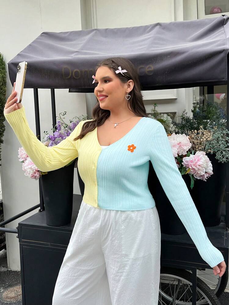 Plus Size Contrast Color Flower Applique Cardigan