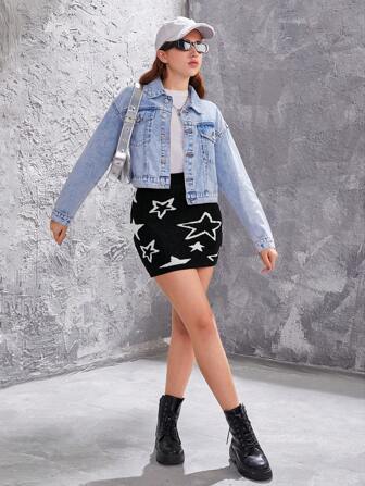 Fashionable Teen Girl Knit Skirt With Pentagram Pattern