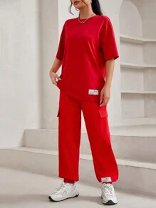 SHEIN PETITE 印花口號圓領t恤和貨物褲兩件套裝 - 紅色 - 查看 3