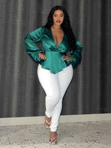 Slaydiva Plus Size Deep V-Neck Lantern Sleeve Blouse - Dark Green - View 1