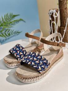 Của phụ nữ Kích thước lớn Phong cách Bohemian Dệt Rơm rạ Dây thừng Dép xăng đan Với Kim loại Đồ trang trí , Chóp giầy mở ra , Khóa dây đeo , Và Giải trí , Hoàn hảo Đối với Ngày lễ Và Các bữa tiệc , Nêm Gót chân , Dày Đế - Nhiều màu - Xem 6