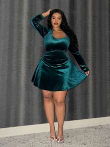 Slaydiva 女款大尺碼純色雞心領連身裙 - 墨綠色 - 查看 5