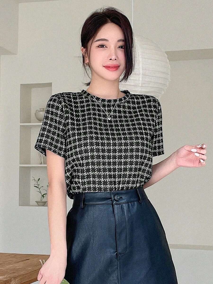 女士格紋圓領短袖t卹 - 黑色 - 查看 1