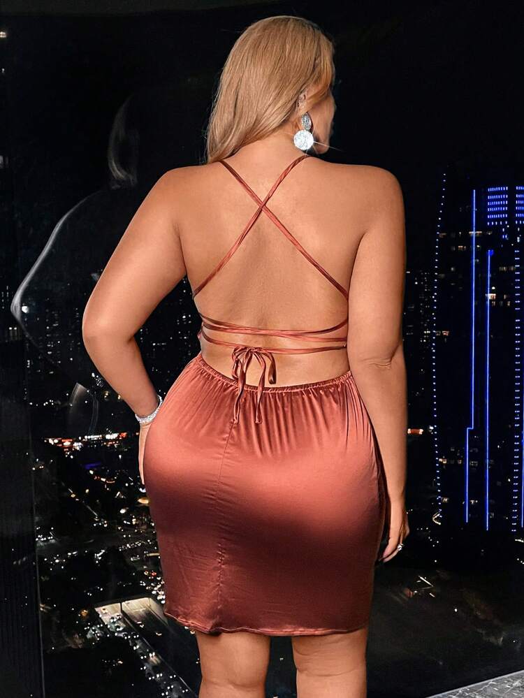 Plus Size Women's Satin Twist-Front Spaghetti Strap Dress