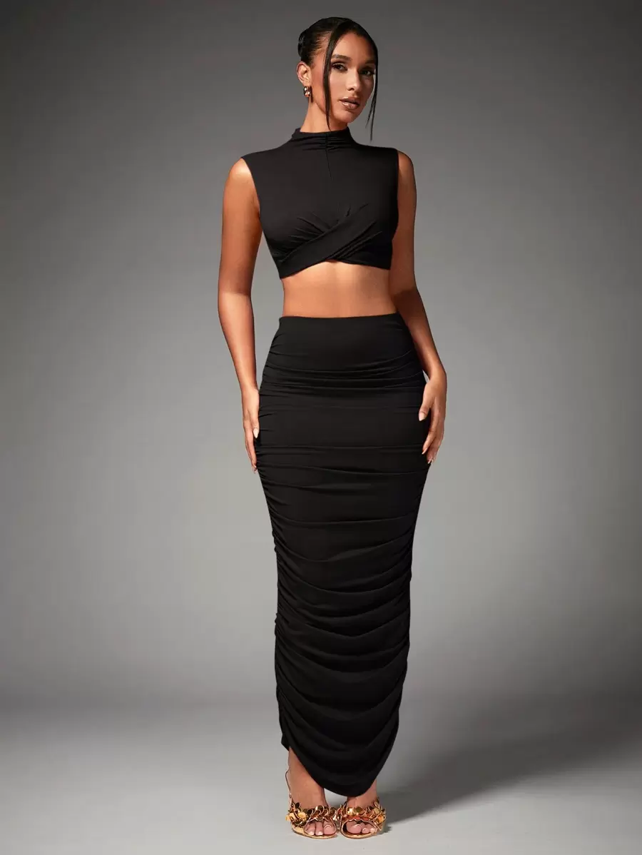 SHEIN BAE Conjunto De Dos Piezas Para Mujer: Chaleco Corto De Cuello Alto Y Falda Plisada - Negro - Ver 1