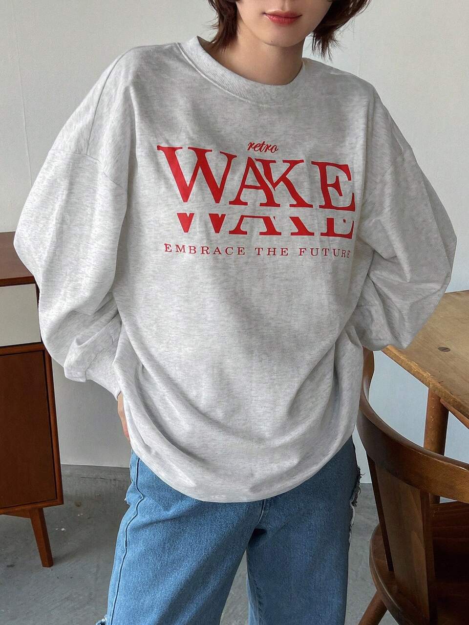 Women's Letter Printed Drop Shoulder T-Shirt Retro WAKE EMBRACE THE FUTURE,Fall Clothes Long Sleeve Women Tops