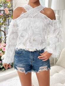 SHEIN Privé 中空切割肩膀燈籠袖毛茸茸襯衫 - 白色 - 查看 3