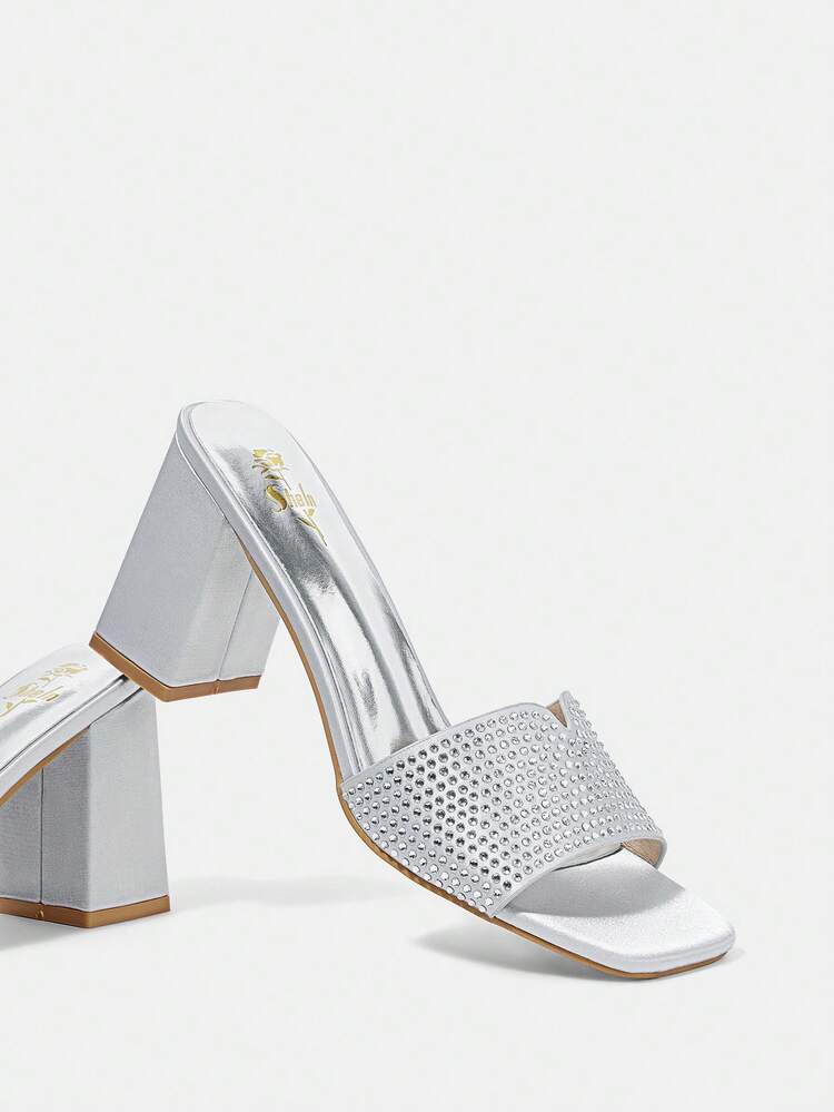 Silver Satin Hot Diamond Fashionable And Comfortable Women's Mules Small Block Heel Sandals