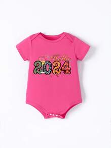 新生儿男女宝宝数码图案连体衣，新年完美之选 - 玫紅色 - 查看 1