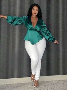 Slaydiva Plus Size Deep V-Neck Lantern Sleeve Blouse - Dark Green - View 4