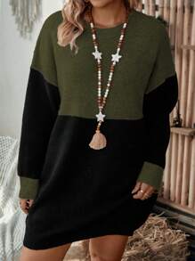 SHEIN LUNE 加大尺碼拼色下垂肩毛衣連衣裙 - 軍綠色 - 查看 3