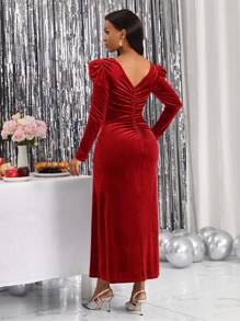 SHEIN Lady V 領高開叉天鵝絨連身裙 - 紅色 - 查看 2
