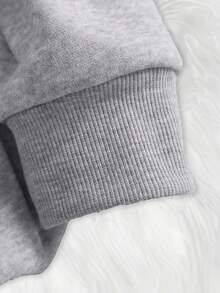 SHEIN EZwear 1 Miếng Lá thư & Hoạt hình In Lỏng lẻo phù hợp Vòng cổ Áo nỉ - Xám - Xem 3