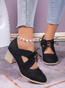 女用穿孔布洛克鞋厚跟鞋、鏤空繫帶尖頭疊層高跟鞋、復古短靴 - 黑色 - 查看 2