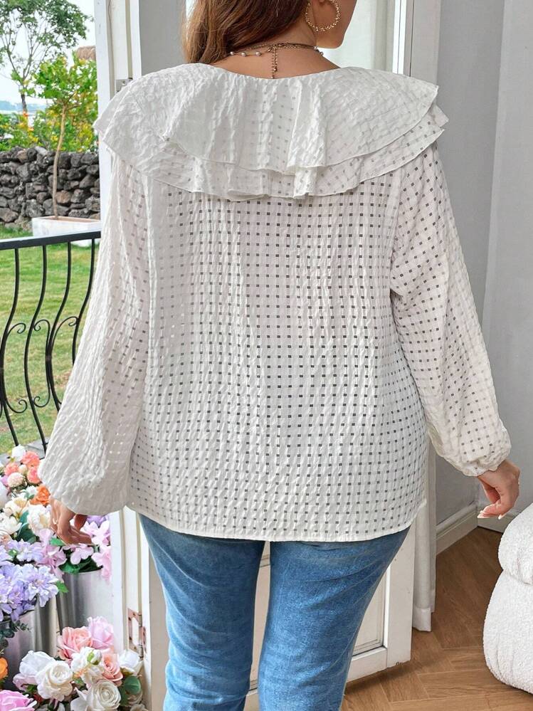 SHEIN Franclia Kvinnors Plus Storlek Volanger Krage Blusar - Vitt - Visa 2