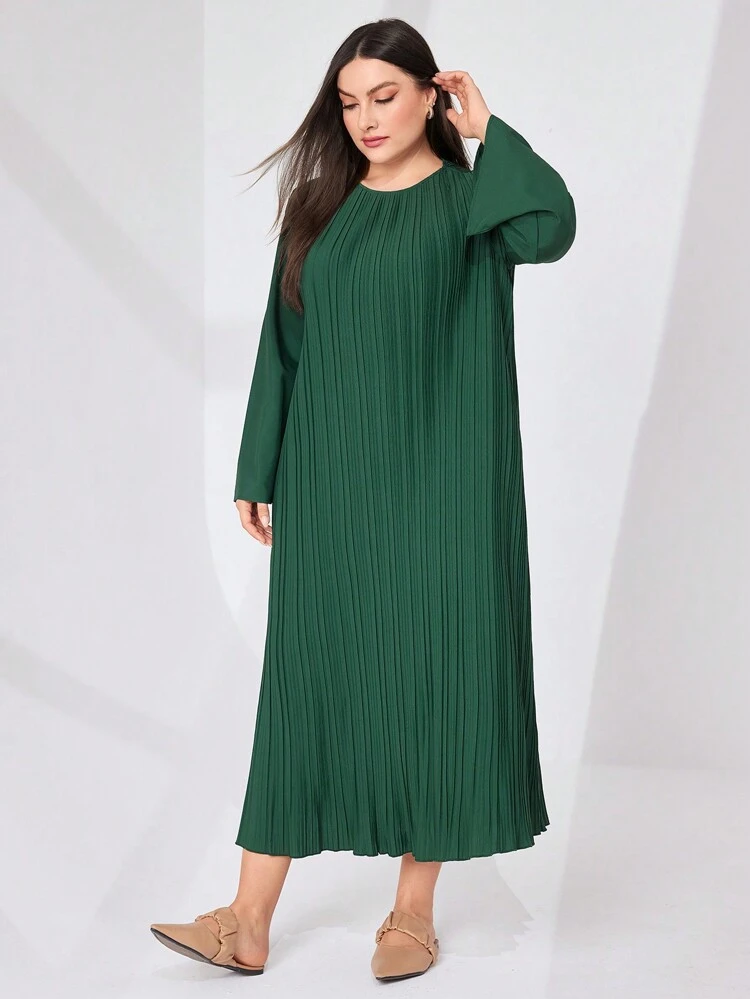 Plus Size Solid Color Patch Detail Dress