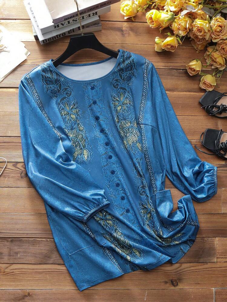 Plus Size Flower Printed Henley T-Shirt