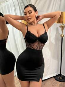 SHEIN SXY 蕾絲拼接下擺開叉吊帶緊身洋裝 - 黑色 - 查看 1