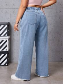 SHEIN EZwear Plus Size Ladies' Straight-Cut Jeans - Light Wash - View 2