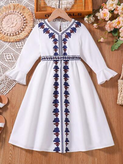 SHEIN Young Girl Casual Floral Print V-Neck Bell Sleeve Dress