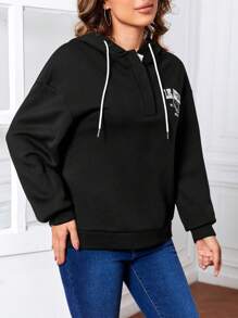 SHEIN EZwear Sudadera Con Capucha, Estampado De Letras Y Rostros Y Cordón - Negro - Ver 5