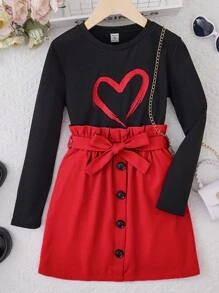 SHEIN 女孩愛心印花圓領上衣搭配純色裙子,休閒2件套裝 - 紅色 - 查看 1