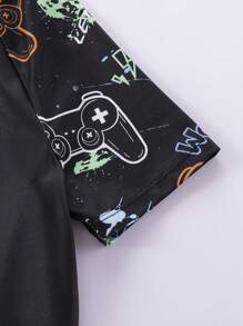 SHEIN Leap Crew 3入組男童休閒純色短袖T恤加印花設計，配有短褲、帽子和游泳裝 - 黑色 - 查看 4