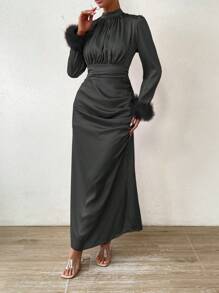 SHEIN Privé 女款立領和袖口連接的火雞羽毛褶皺洋裝 - 深灰色 - 查看 4