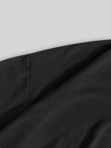 ROMWE MEN Street Life 男士肖像標語印花短袖t卹適合日常春夏 - 黑色 - 查看 5