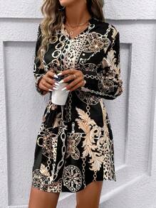 SHEIN Clasi 女款鏈條印花缺口領連身裙 - 彩色 - 查看 5