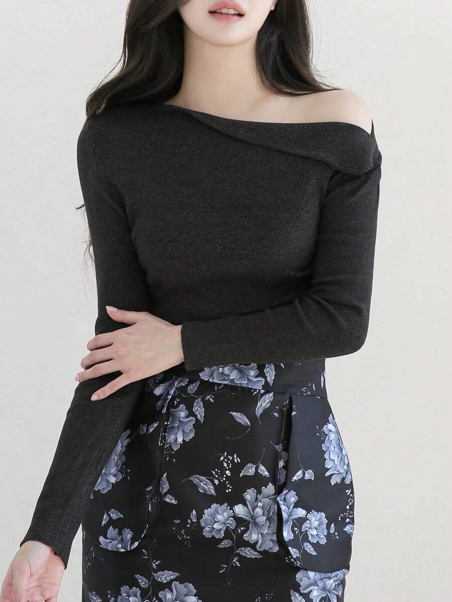 DAZY Của phụ nữ Màu thuần Bất đối xứng Vòng cổ Knit ngọn - màu đen - Xem 1