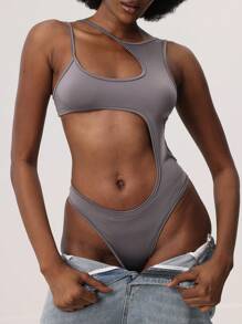 SHEIN Slayr 純色中空連體衣