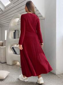 SHEIN Essnce 大尺碼純色肋紋針織兩件套裝 - 酒紅色 - 查看 2