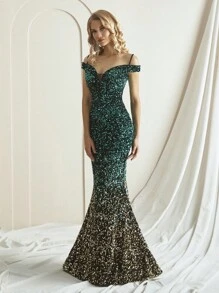 Off Shoulder Sexy Deep V Sequined Mermaid Evening Dress - Green - View 3