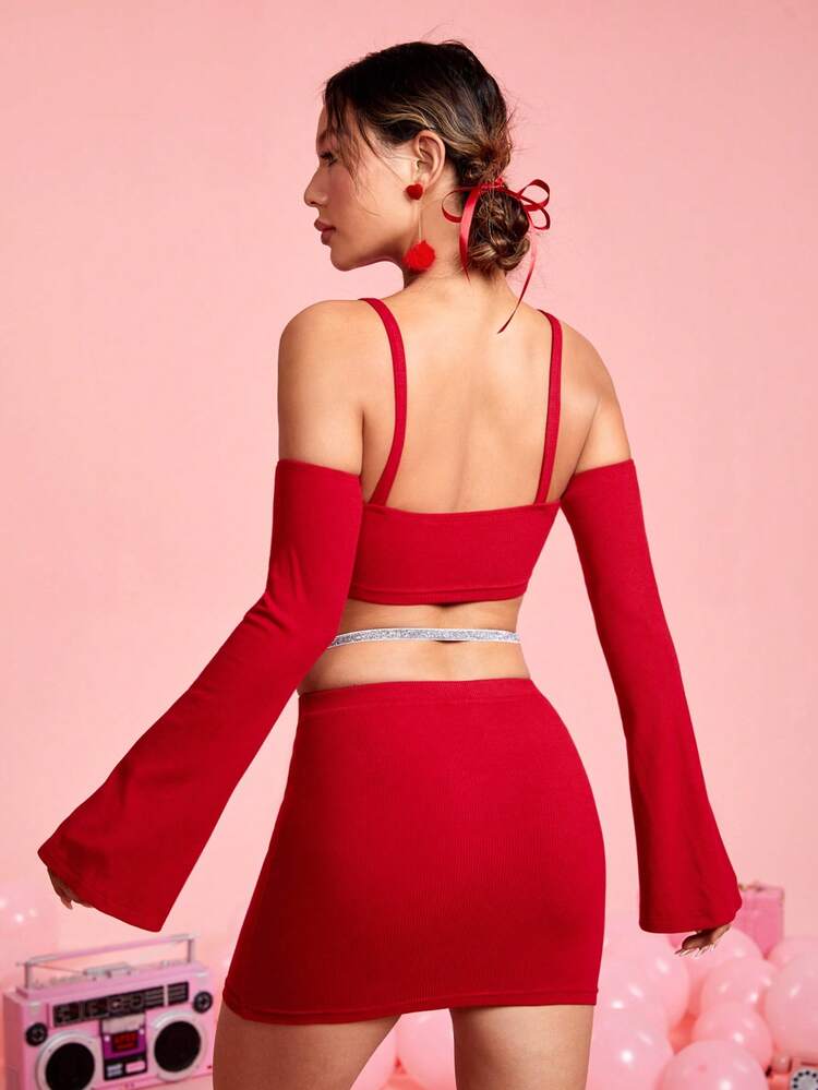 Color Contrasting Glitter Straps & Hollow Shoulder Design Cropped Top And Skirt Matching Set